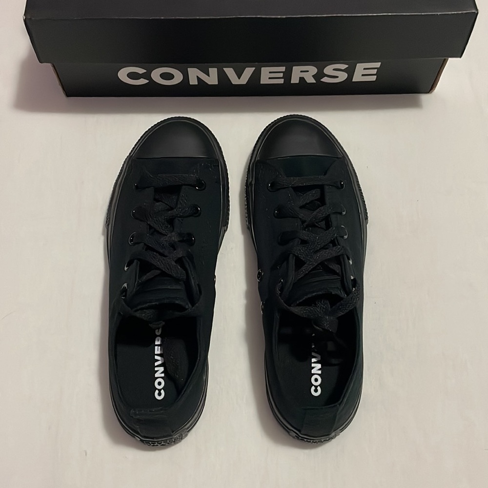 Youth Black Converse